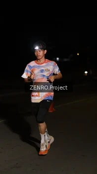 Runner Photo 4406873