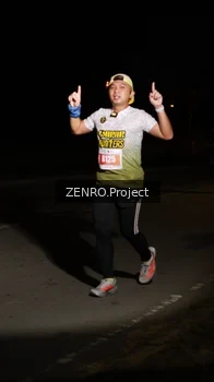 Runner Photo 4406890