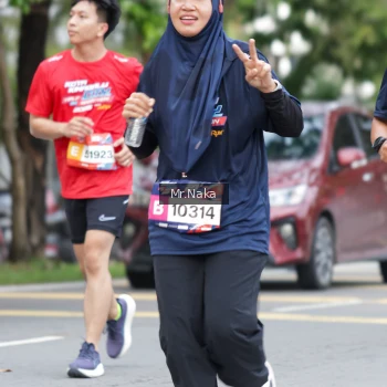 Runner Photo 44069