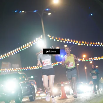 Runner Photo 4407002