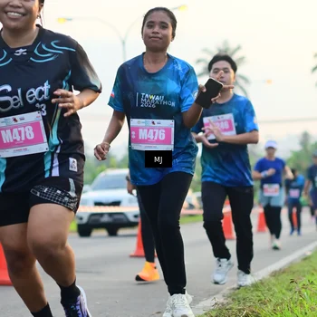 Runner Photo 4407019