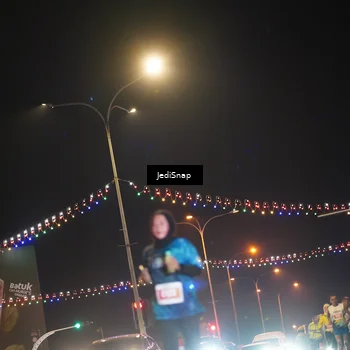 Runner Photo 4407059
