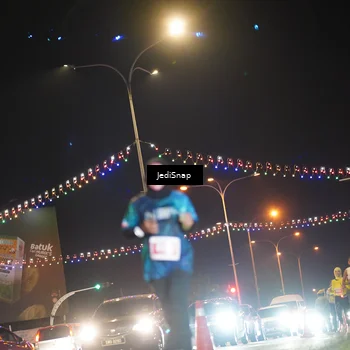 Runner Photo 4407075