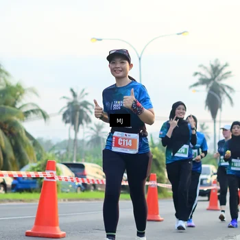 Runner Photo 4407083