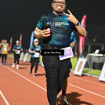 Runner Photo 4407098