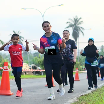 Runner Photo 4407124
