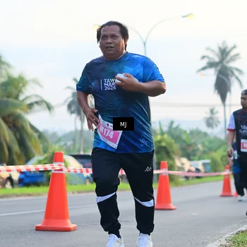 Runner Photo 4407185