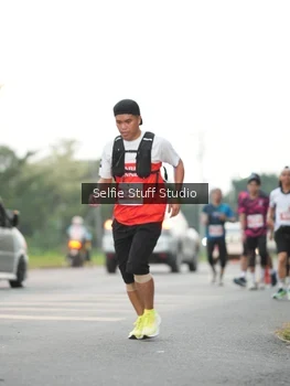 Runner Photo 4407258