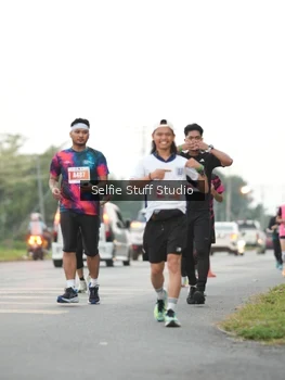Runner Photo 4407270