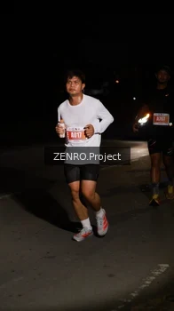 Runner Photo 4407317