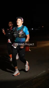 Runner Photo 4407340
