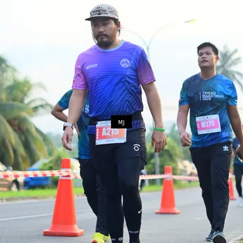 Runner Photo 4407382