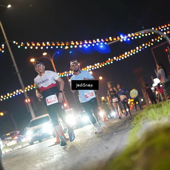 Runner Photo 4407411