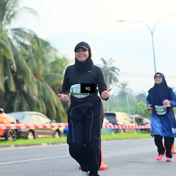 Runner Photo 4407419
