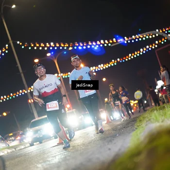 Runner Photo 4407420