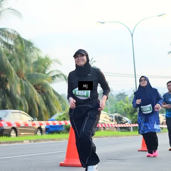 Runner Photo 4407421