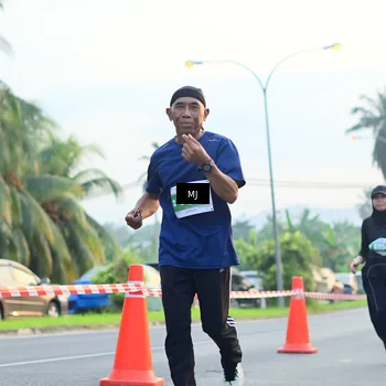 Runner Photo 4407426