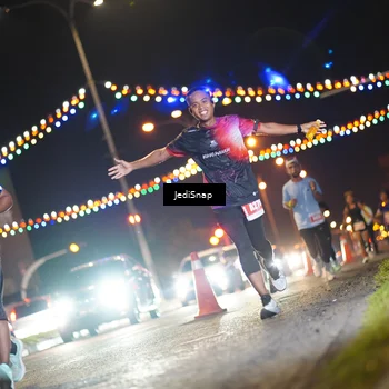 Runner Photo 4407429