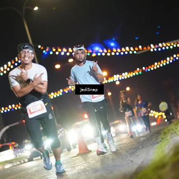 Runner Photo 4407448