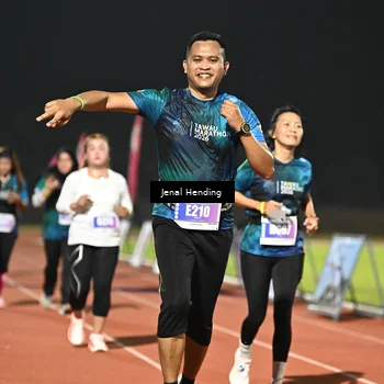 Runner Photo 4407451