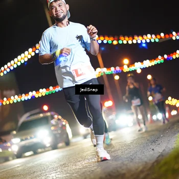 Runner Photo 4407497