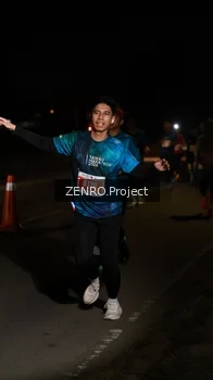 Runner Photo 4407509