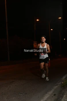 Runner Photo 4407535