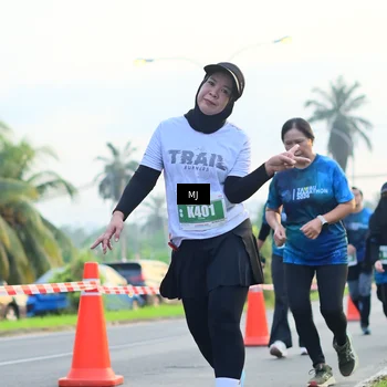 Runner Photo 4407546