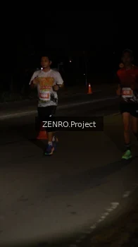 Runner Photo 4407565