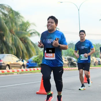 Runner Photo 4407572