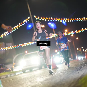 Runner Photo 4407589