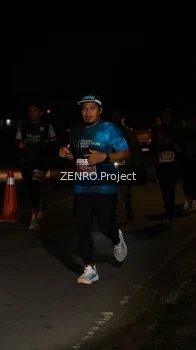 Runner Photo 4407591