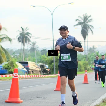 Runner Photo 4407609