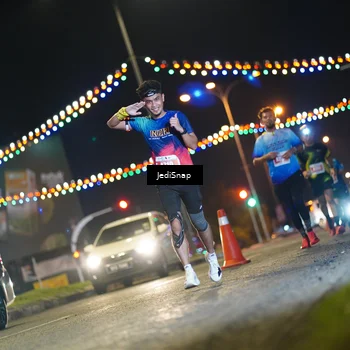 Runner Photo 4407637