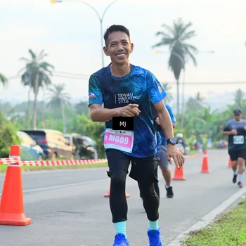 Runner Photo 4407642