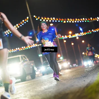 Runner Photo 4407675