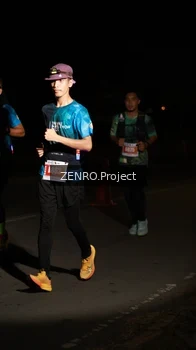 Runner Photo 4407695