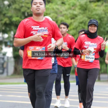 Runner Photo 44077