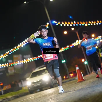 Runner Photo 4407702