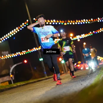 Runner Photo 4407743