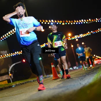 Runner Photo 4407756