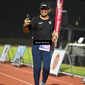 Runner Photo 4407798