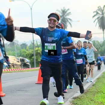 Runner Photo 4407815