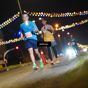 Runner Photo 4407841