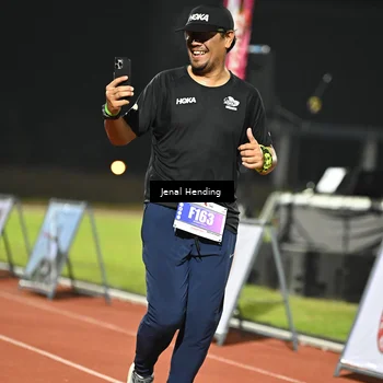 Runner Photo 4407847