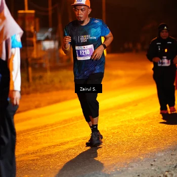 Runner Photo 4407904
