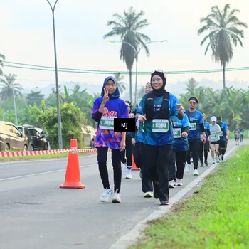 Runner Photo 4407914