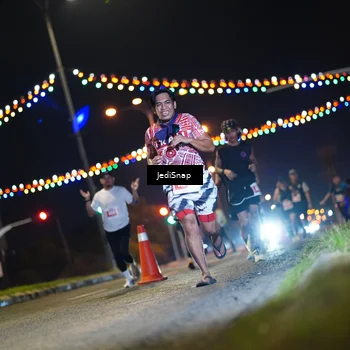 Runner Photo 4407916