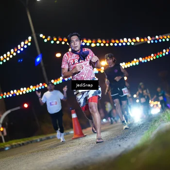Runner Photo 4407918