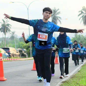 Runner Photo 4407960
